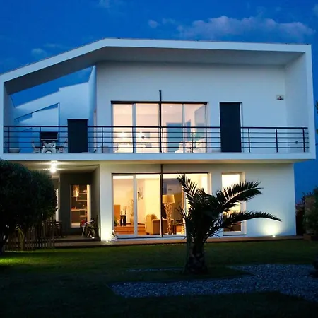 Дом отдыха Lovelystay - Da Gama